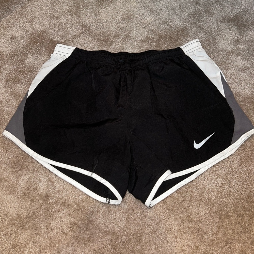 Women’s Nike Tempo Running Shorts Black Size Small